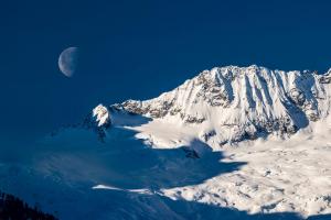Moon And Mountains #11800