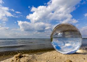 Kugelwelt am Strand #IG 7753