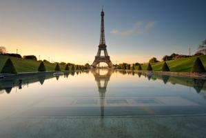 Le Miroir de la Dame de Fer #IG 7806 Le Miroir de la Dame de Fer #IG 7806